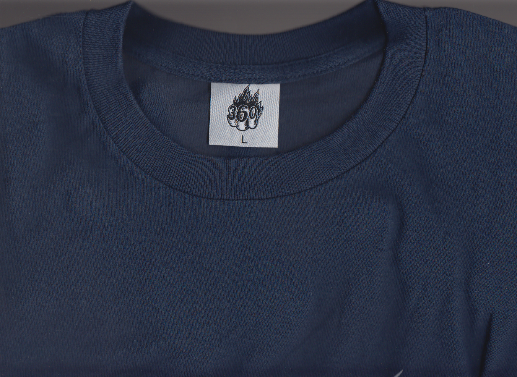 T-SHIRT - TORCH | Blauer Samt